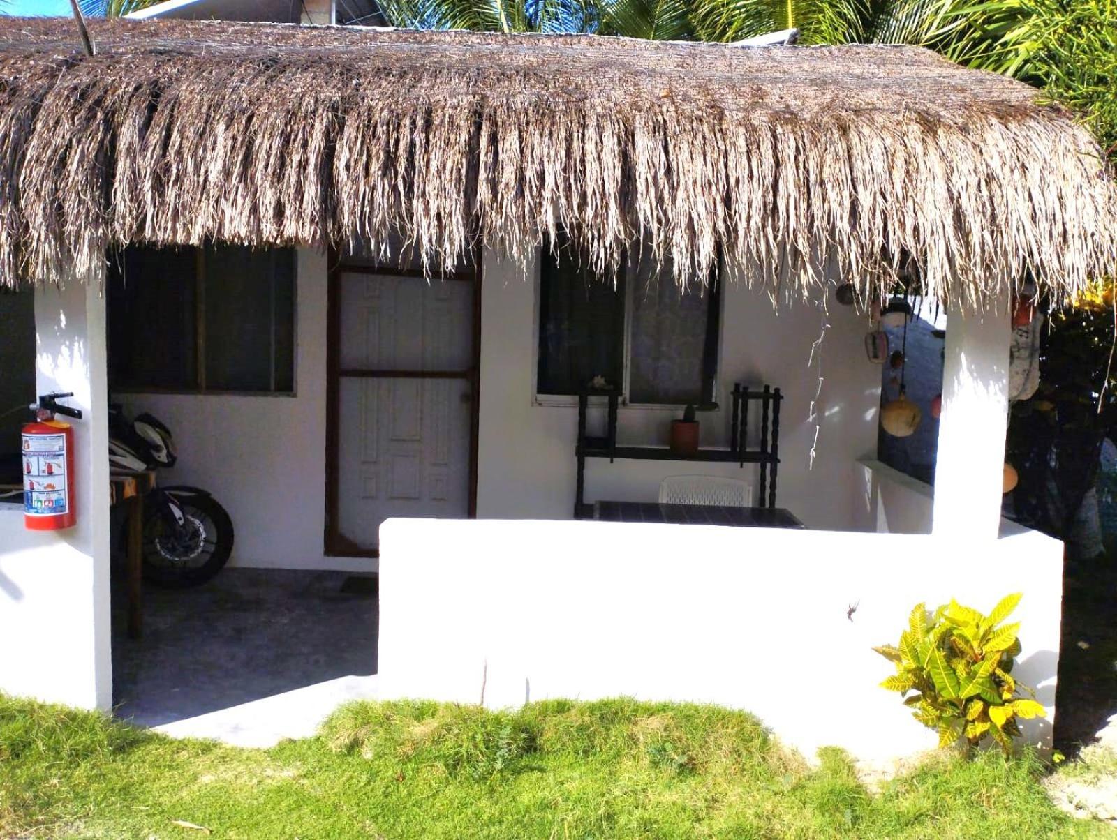 Lunazul Eco-Cabana Frente Al Mar Mahahual Exterior photo