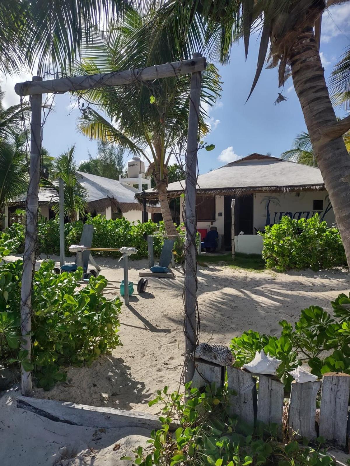 Lunazul Eco-Cabana Frente Al Mar Mahahual Exterior photo