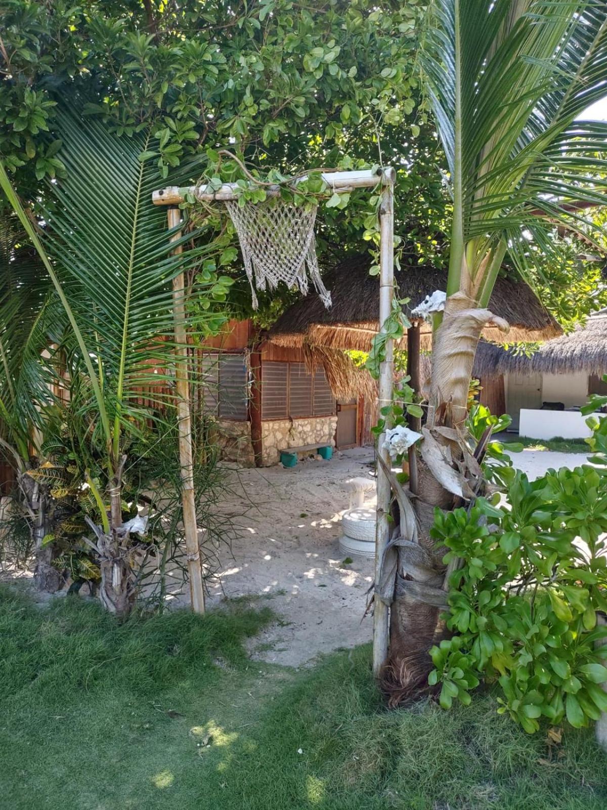 Lunazul Eco-Cabana Frente Al Mar Mahahual Exterior photo