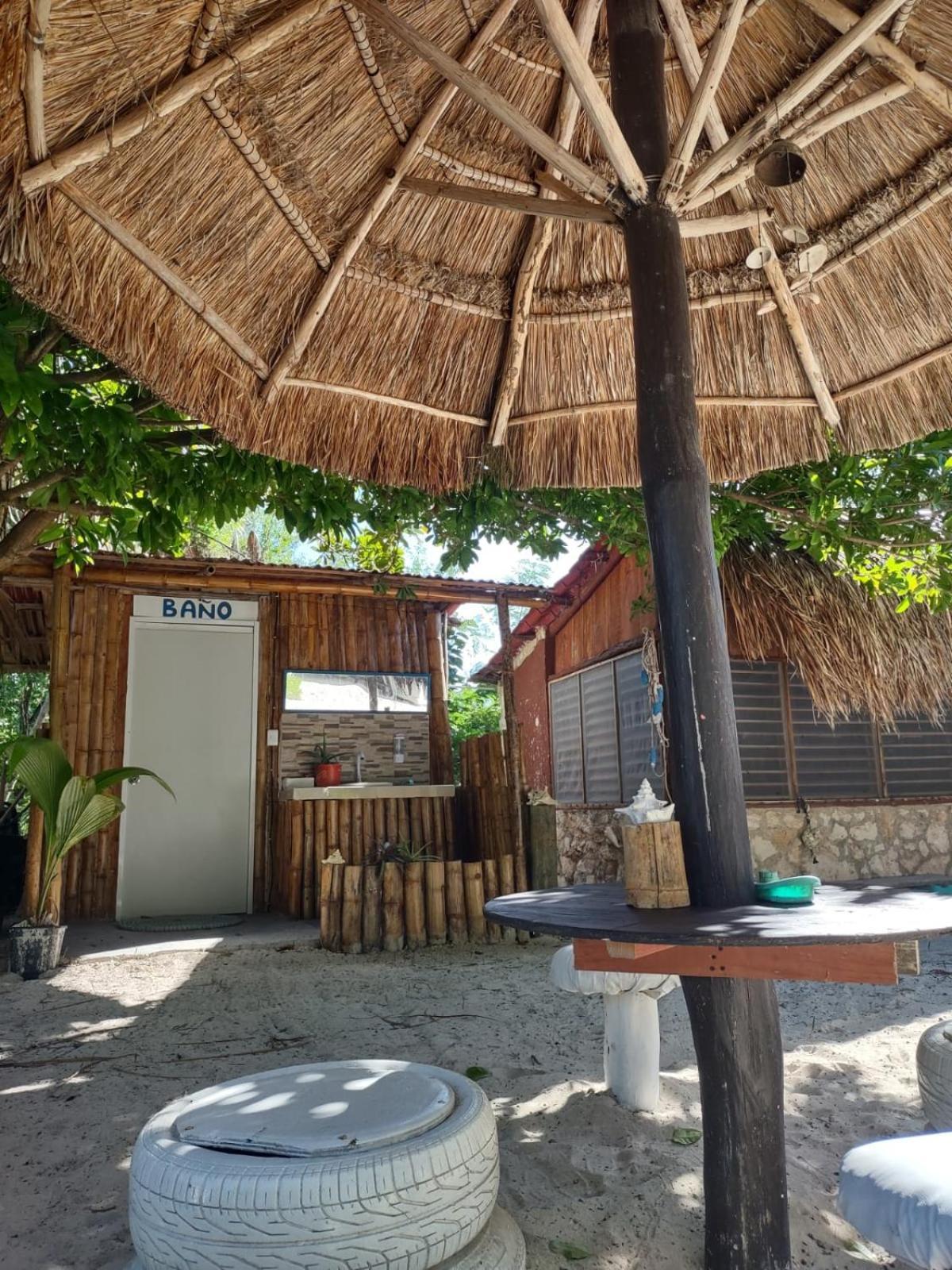 Lunazul Eco-Cabana Frente Al Mar Mahahual Exterior photo